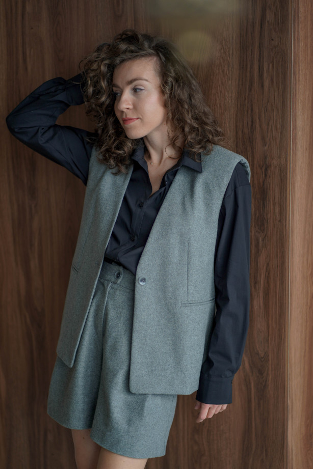 Chelsea – Wełniane szorty z zakładkami | Eleganckie szorty Marisol