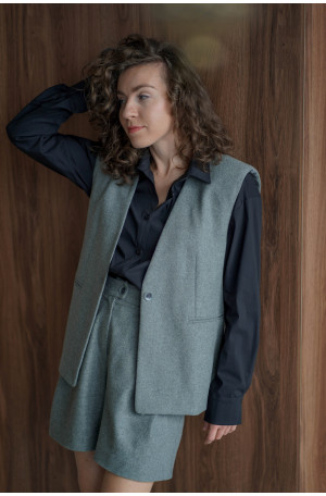 Chelsea – Wełniane szorty z zakładkami | Eleganckie szorty Marisol