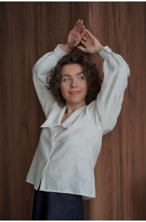 Giulia – Śmietanowa koszula żakardowa z dużym kołnierzem | Elegancka bluzka Marisol