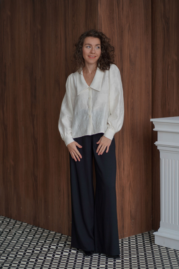 Spodnie Essential Black - Klasyczne czarne spodnie z szeroką nogawką | Marisol