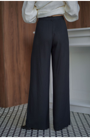 Spodnie Essential Black - Klasyczne czarne spodnie z szeroką nogawką | Marisol