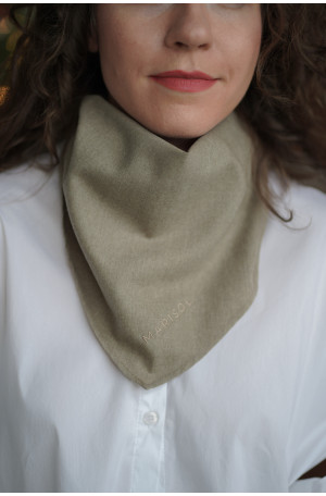 Chusta Triangle - trójkątna chustka z haftem | Marisol