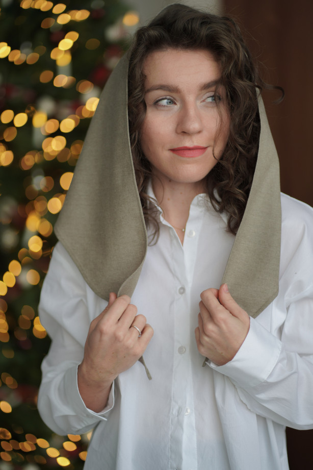 Chusta Triangle - trójkątna chustka z haftem | Marisol