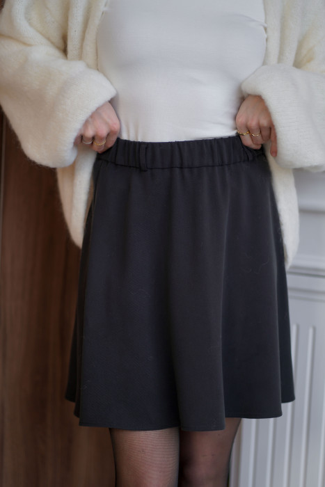 Spódniczka Latte - falująca mini z gumką w pasie | Marisol 2