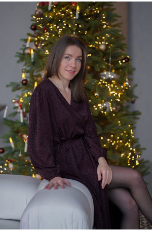 Sukienka Wrap Panter – Czekoladowa żakardowa sukienka kopertowa midi | Marisol