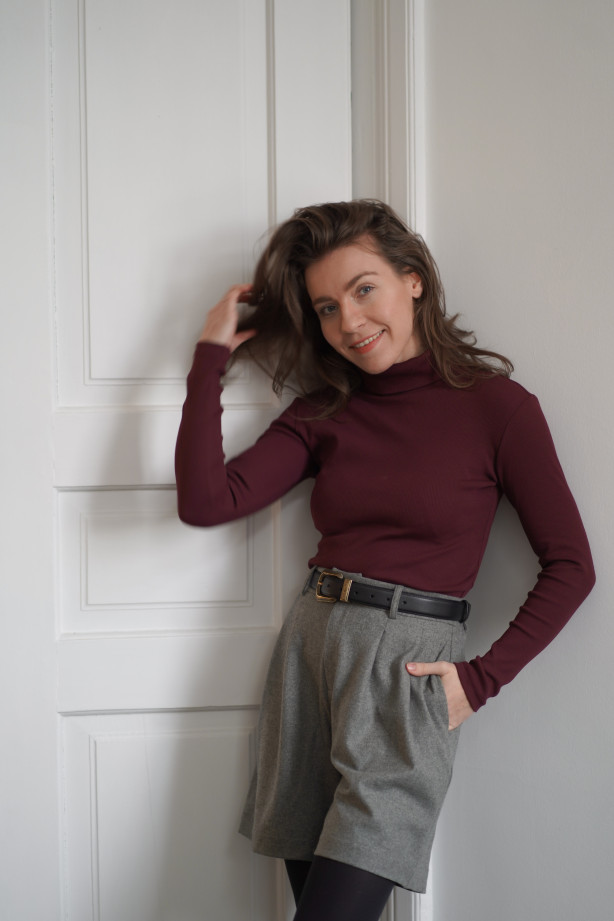 Golf mokka z prążkowanej bawełny – klasyczny golf damski | Marisol