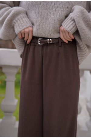 Spodnie Moris – proste, eleganckie spodnie z szerszą nogawką i kieszeniami | MARISOL