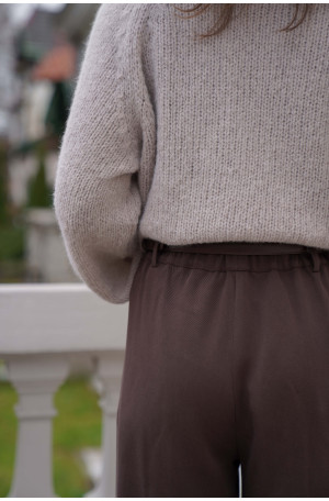 Spodnie Moris – proste, eleganckie spodnie z szerszą nogawką i kieszeniami | MARISOL