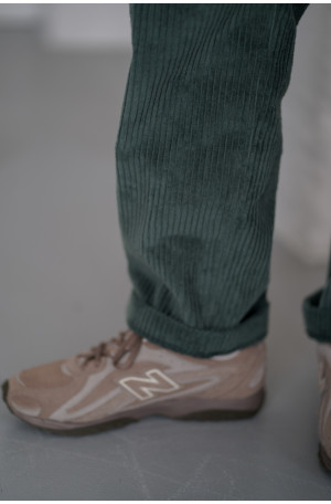 Klasyczne spodnie sztruksowe 100% bawełna – wygoda i styl na co dzień