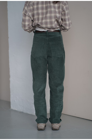 Klasyczne spodnie sztruksowe 100% bawełna – wygoda i styl na co dzień