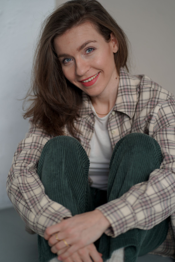 Klasyczne spodnie sztruksowe 100% bawełna – wygoda i styl na co dzień