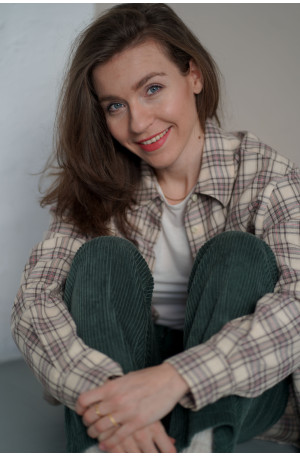 Klasyczne spodnie sztruksowe 100% bawełna – wygoda i styl na co dzień