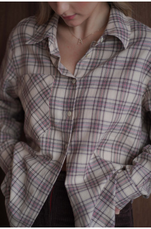 Koszula w kratę – bawełniana, lekko oversize z ozdobnymi mankietami