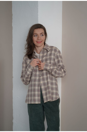 Koszula w kratę – bawełniana, lekko oversize z ozdobnymi mankietami