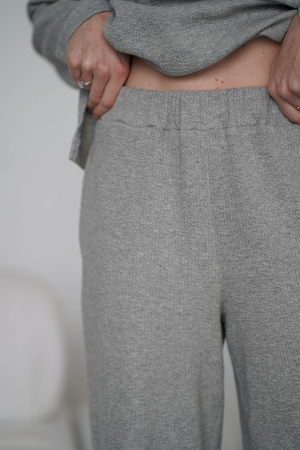 Spodnie Knitted Grey - szerokie spodnie z dzianiny na gumie z kieszeniami