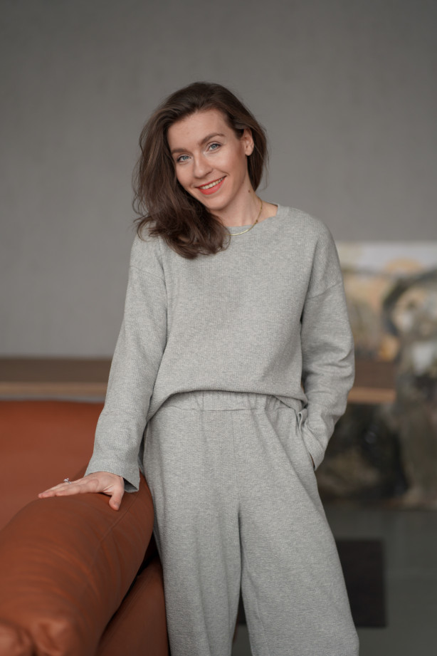 Spodnie Knitted Grey - szerokie spodnie z dzianiny na gumie z kieszeniami