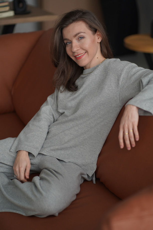 Spodnie Knitted Grey - szerokie spodnie z dzianiny na gumie z kieszeniami