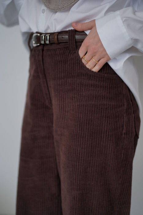 Klasyczne spodnie sztruksowe 100% bawełna – wygoda i styl na co dzień 2