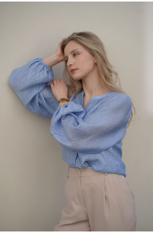 Koszula z bufiastymi rękawami - lejąca tkanina z gofrowaną fakturą