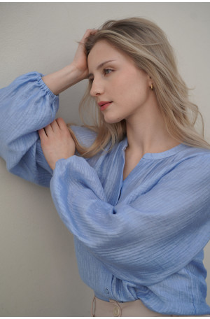 Koszula z bufiastymi rękawami - lejąca tkanina z gofrowaną fakturą