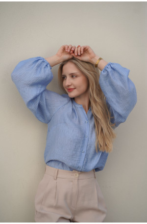 Koszula z bufiastymi rękawami - lejąca tkanina z gofrowaną fakturą