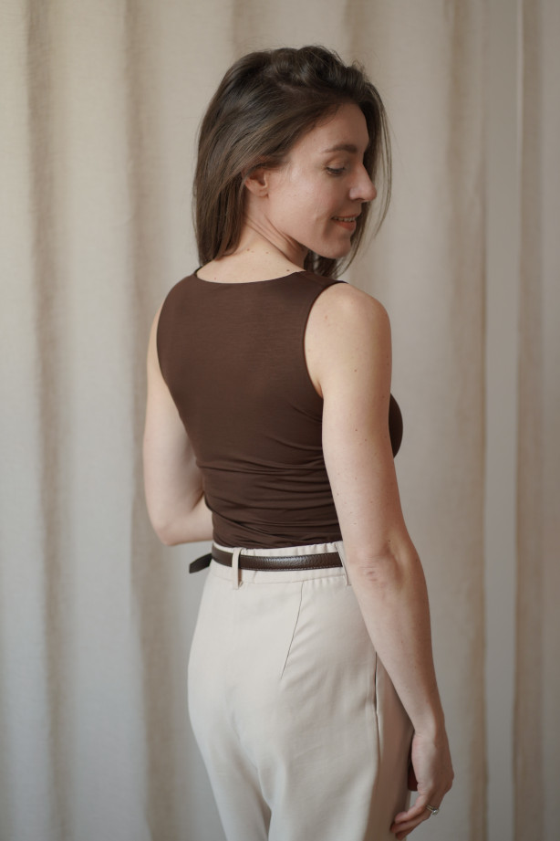 Dzianinowa topka z kwadratowym dekoltem - basic premium