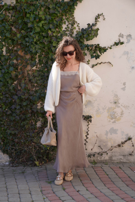 Spódnica Florence 2.0 - krój ze skosu z subtelnym marszczeniem