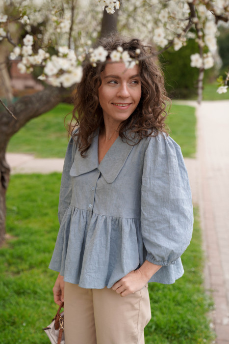 Koszula z baskinką i dużym kołnierzem - turkusowy żakard