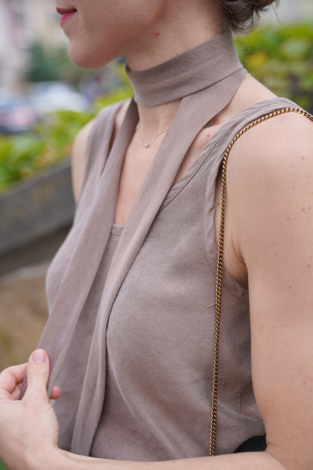 Top Vera - elegancki top na szerokich ramiączkach | Marisol