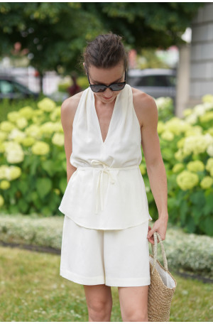 Top Livia - dekolt halter, letni top damski