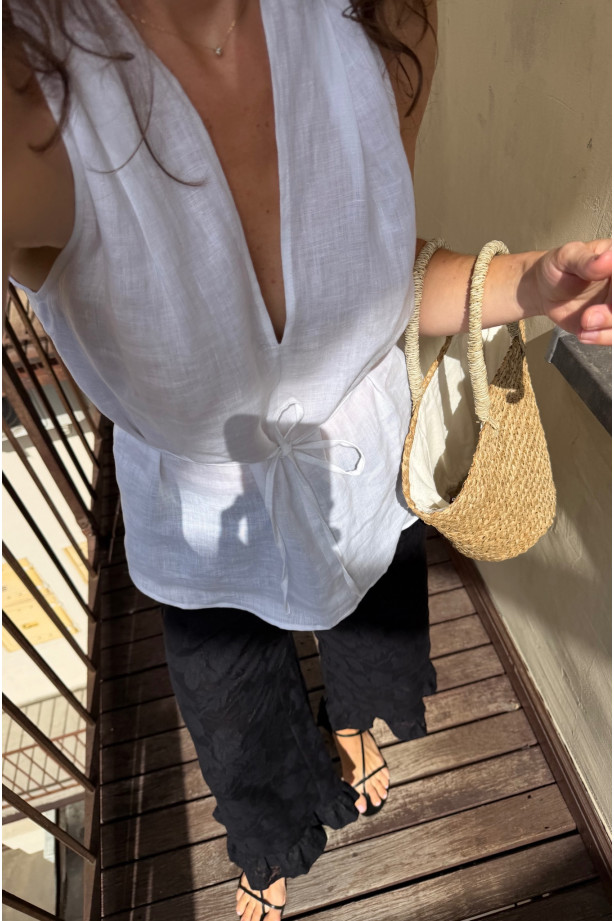 Top Livia - dekolt halter, letni top damski