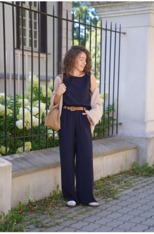 Spodnie Moris Navy - bestsellerowe spodnie z gumą w pasie | Marisol