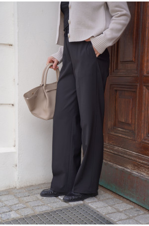 Spodnie wide leg z włoskiej wełny - eleganckie spodnie damskie | Marisol