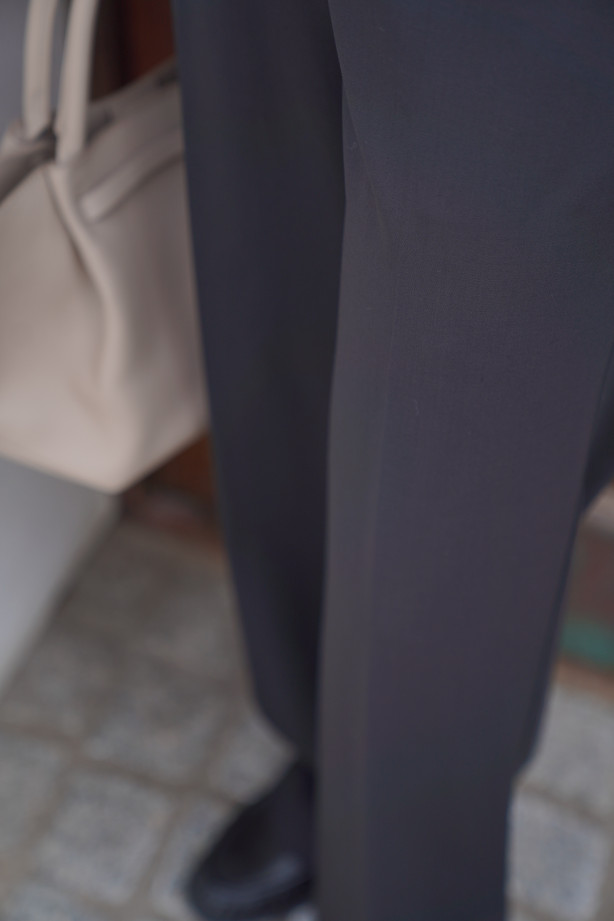 Spodnie wide leg z włoskiej wełny - eleganckie spodnie damskie | Marisol